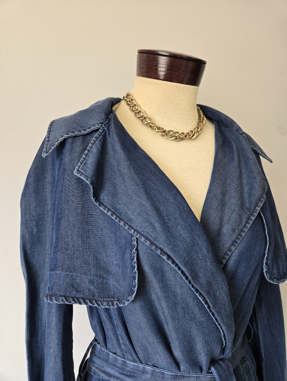 Zara Lightweight Lyocell Denim Belted Trench Coat. Size Small - Picture 3 of 14